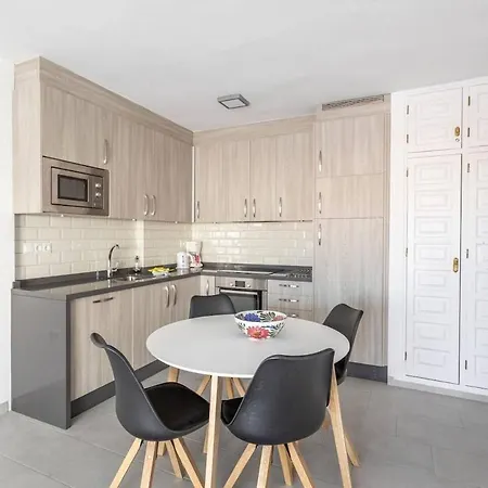 A410 Frontlilne Nerja