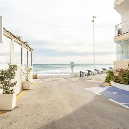 A410 Frontlilne Lejlighed