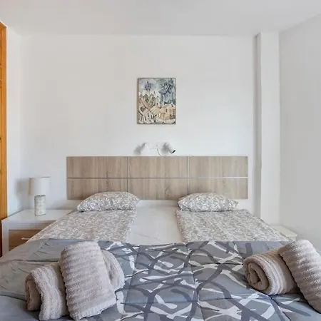 A410 Frontlilne Apartment *